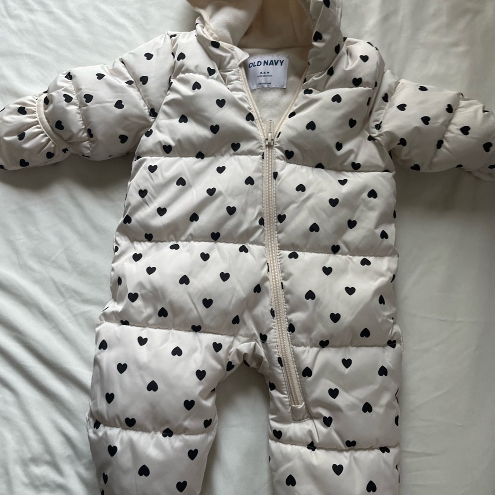 Old Navy Cream Heart-Patterned Kids Jacket